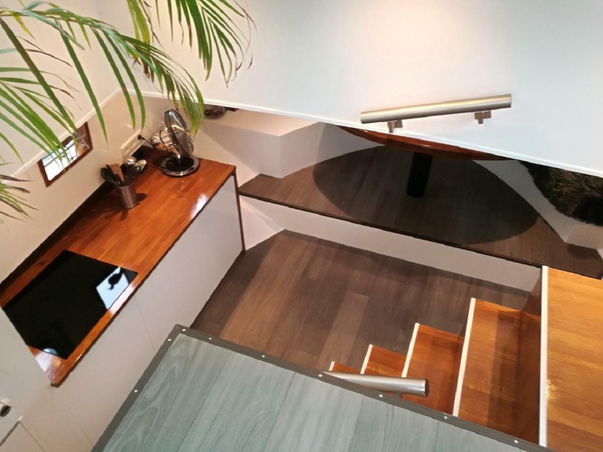 Houseboat Rose Apartment Amsterdam Exterior photo